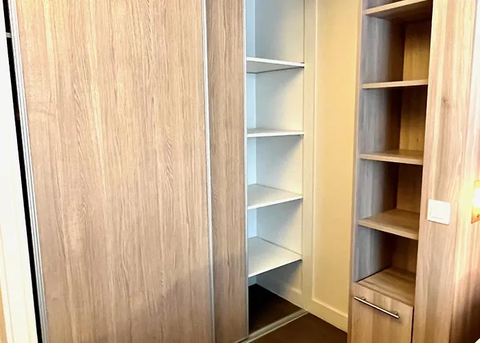 Joli Sur Les Quais *